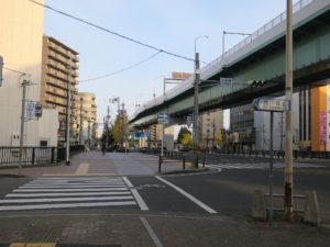 大井橋交差点 天然温泉アーバンクアへはここを左に曲がります