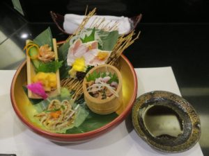 名古屋コーチンの刺身5種盛り 鳥銀本店にて