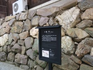 犬山城 黒門 三光稲荷神社のすぐ裏あたりです