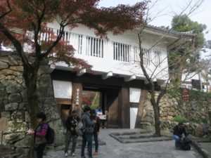 犬山城 岩坂門 ここから先は入場料が必要です
