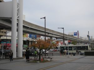 ゆとりーとライン 大曽根駅 高架橋を下から撮影