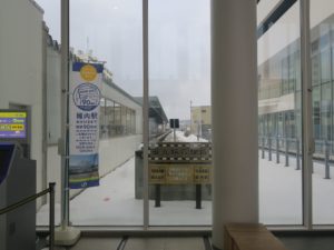 JR宗谷本線 稚内駅 ホームと「最北端の線路」の立て看板