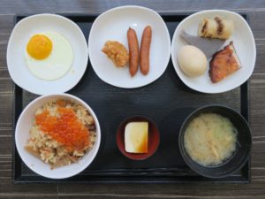 ホテルドーミーイン稚内 朝食 いくらはかけ放題、おでんもあります