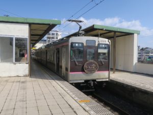 福島交通飯坂線 飯坂温泉駅 ホーム