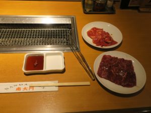 天然温泉 ザ・グランドスパ 南大門 一人焼き肉の状態