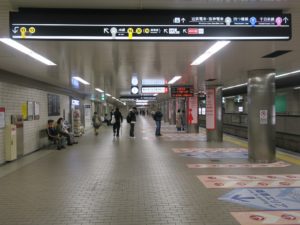 大阪メトロ御堂筋線 なんば駅 2番線 梅田・新大阪・千里中央方面に行く列車が発着します