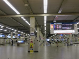 阪急神戸線 梅田駅 7番線~9番線 神戸線で西宮北口・神戸三宮・新開地方面に行く列車が発着します