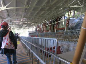 南海鋼索線 高野山ケーブル 高野山駅 ホーム 左が乗車ホーム 右が降車ホーム
