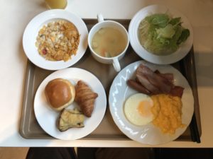 アパホテル大阪肥後橋駅前 朝食例
