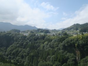 宮崎交通 延岡駅-高千穂バスセンター 車窓 緑がキレイです