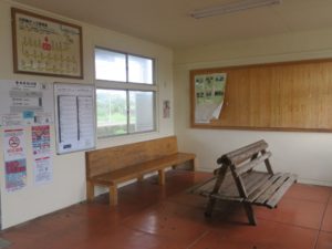 JR日南線 青島駅 待合室