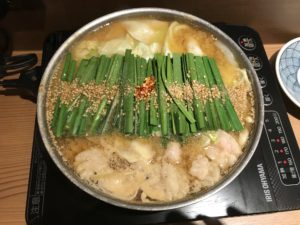 もつ鍋 みそ味 博多もつ鍋 前田屋にて