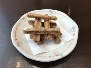 ごぼうの唐揚げ 横浜天然温泉 SPA EASにて