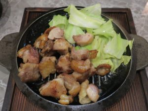 阿波尾鶏の鉄板塩焼き 阿波居酒屋 頂にて