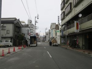 阿南市 市内中心部 朝早くに行ったためお店が開いていません