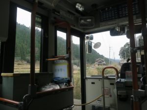 徳島バス 川口営業所行き バスの車内