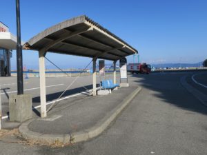 徳島バス 鳴門観光港 バス停留所 鳴門公園方面行き 鳴門駅・徳島駅方面行き どちらも同じ停留所を発着します