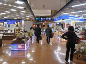 徳島阿波踊り空港 2階土産物売り場