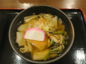 ひもかわうどん 草津温泉駅 えきそば白根にて