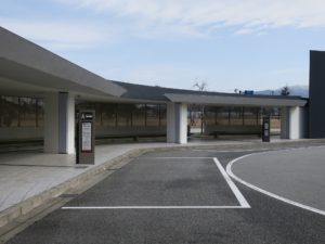 北陸新幹線 黒部宇奈月温泉駅 黒部市内方面行きバス乗り場