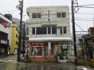 富山ブラックラーメン 店舗