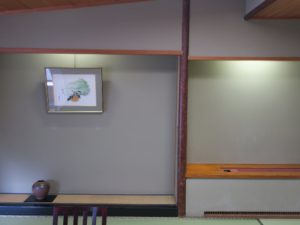 宇奈月温泉 延対寺荘 10畳和室 床の間とエアコン