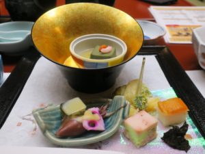 宇奈月温泉 延対寺荘 夕食 前菜の盛り合わせ