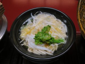 宇奈月温泉 延対寺荘 夕食 白魚の卵とじ