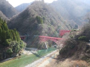 宇奈月温泉 弥太蔵橋 山彦橋 新山彦橋 やまびこ遊歩道の入り口から撮影