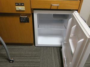 ドーミーイン富山 シングルルーム 冷蔵庫の中