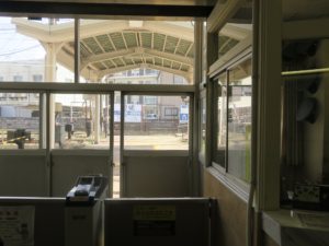 富山地方鉄道不二越・上滝線 改札口