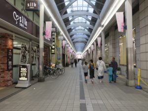 富山市 総曲輪通り商店街 大和付近
