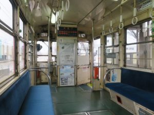 万葉線 7070形 車内 米島口駅で撮影