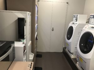 京王プレッソイン浜松町 10階 自動販売機、コインランドリー 製氷機 電子レンジ