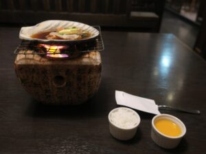 ホタテバター醤油焼き いろはにほへと 幣舞橋店にて
