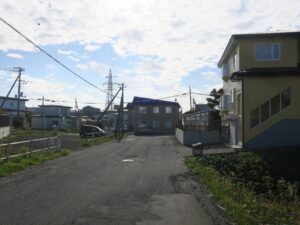 東根室駅→根室駅 突き当りを右に曲がります