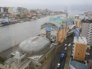 釧路フィッシャーマンズワーフMOO 建物 ラビスタ釧路川から撮影