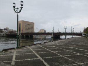 釧路 幣舞橋 近隣にMOOがあり、釧路市中心部の南端です