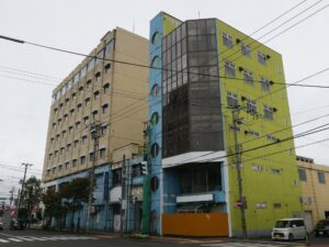 釧路駅付近 元々はホテルだったと思われる建物