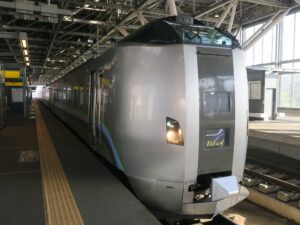 JR北海道 789系1000番台 特急カムイ 前面 旭川駅にて撮影
