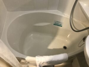 アパホテル 品川 泉岳寺駅前 シングルルーム バスタブ