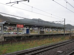 近江鉄道本線 米原駅 ホーム JR在来線2番ホームから撮影