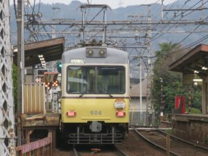 京阪電気鉄道 600型 前面 三井寺駅にて撮影