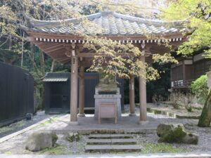 滋賀県大津市 三井寺 天台大師像