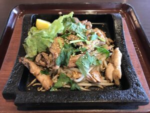 薩摩地鶏もも炭火焼 SPA EASにて