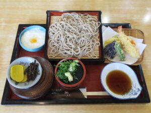 そば風月 冷たいそば 三井寺 れすとらん風月にて