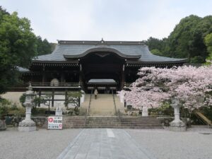近江神宮 外拝殿