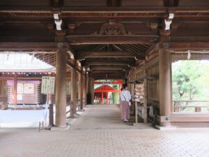 近江神宮 内拝殿から栖松遥拝殿への通路