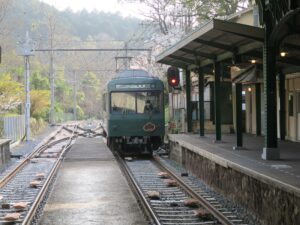 叡山電鉄 700系 八瀬比叡山口駅に到着