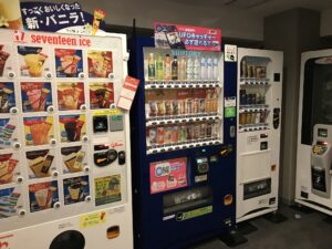 ベッセルイン千葉駅前 3階 自販機コーナー